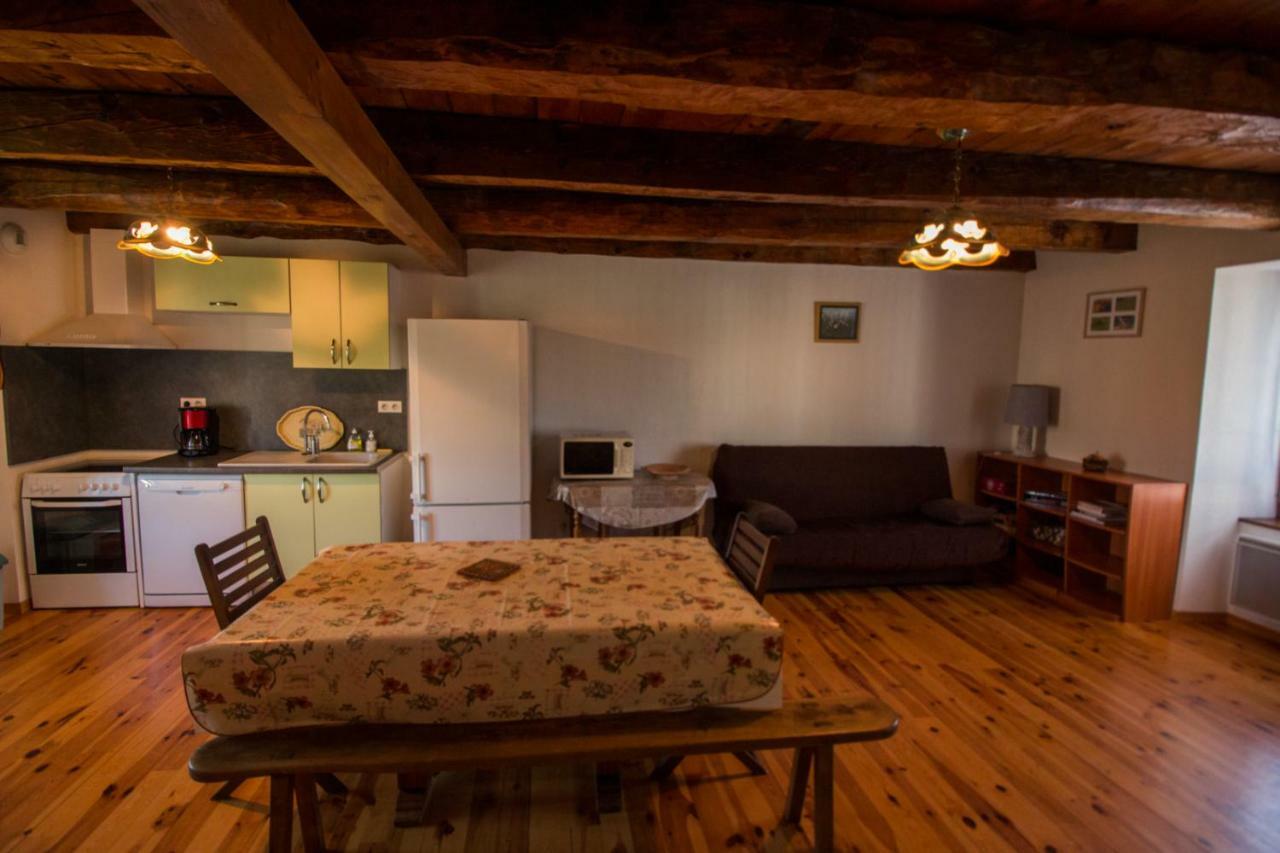 Village De Nasbinals Aubrac Electro Velo Exterior foto